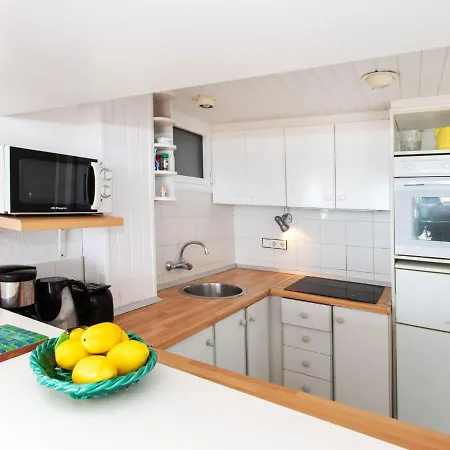 Artit By Interhome *