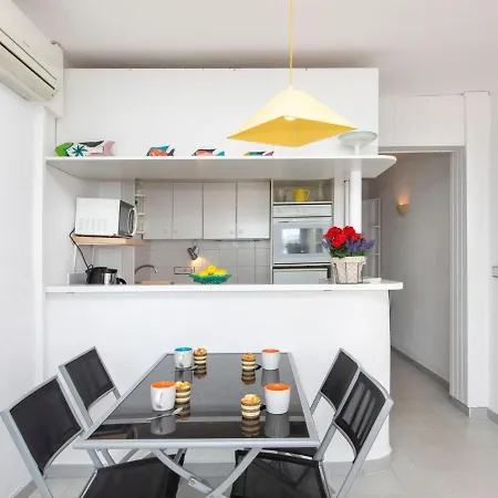 Apartment Artit By Interhome *